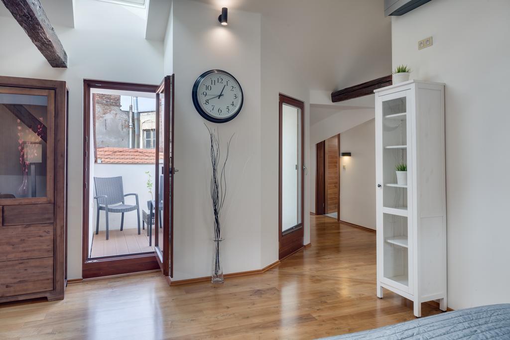 Michalska - Old Town Apartment Прага Экстерьер фото
